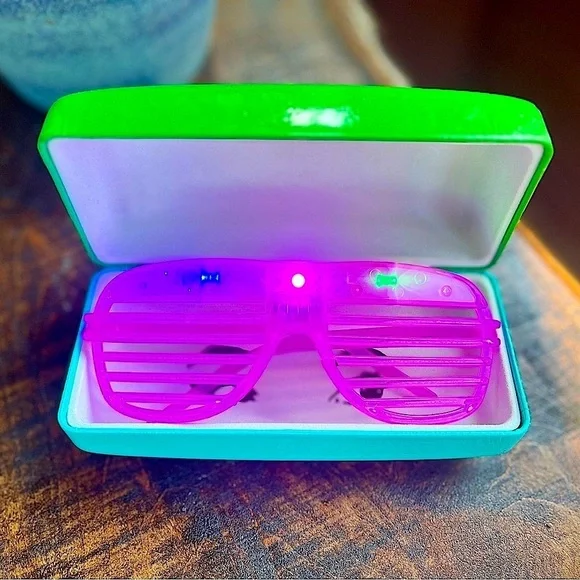 Kate Spade Hard Sunglasses or Glasses Case - Picture 3 of 4